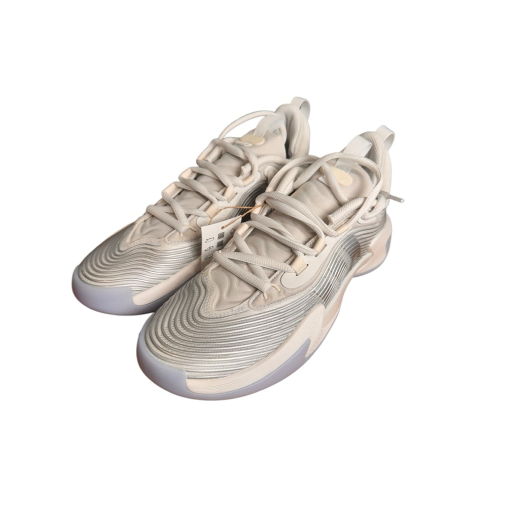 Women's Adidas Exhibit Select 2.0 Athletic Shoes 8.5 white Silver